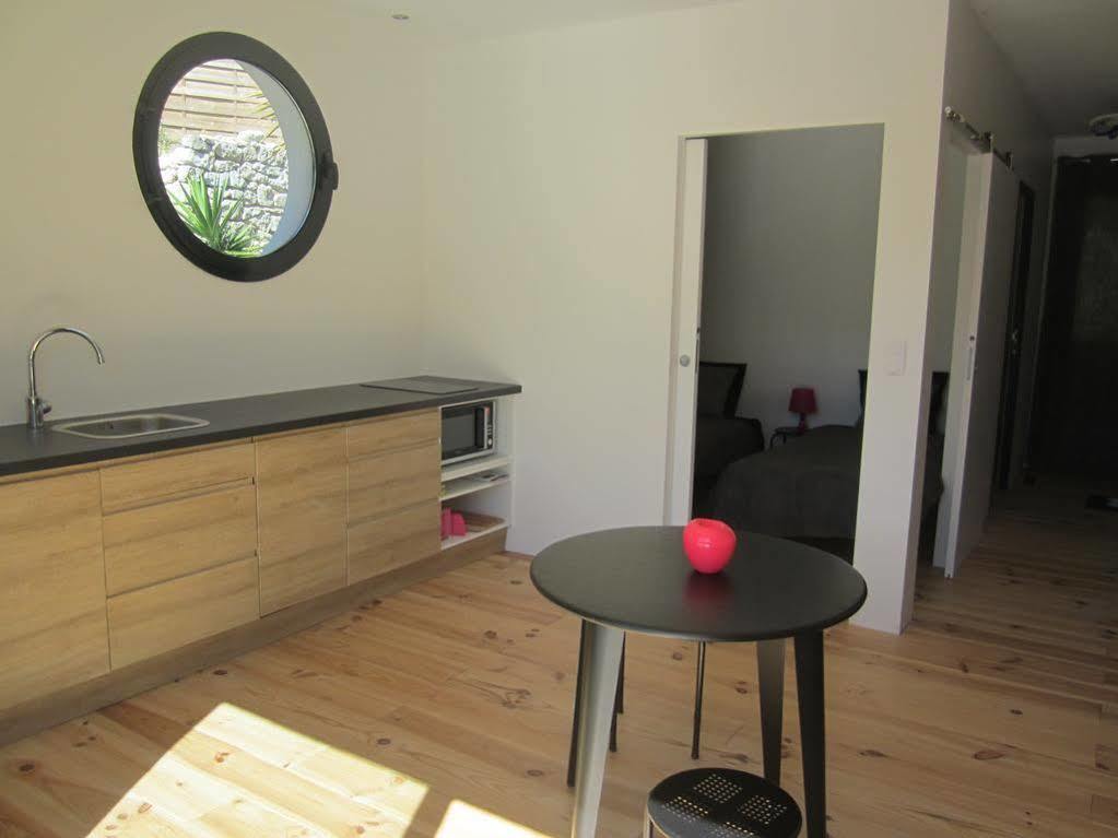 By Cassis Chambre Privee Dans Maison Familiale Luaran gambar